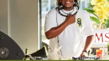 Poizen – Groove Cartel Deep House Lite Mix