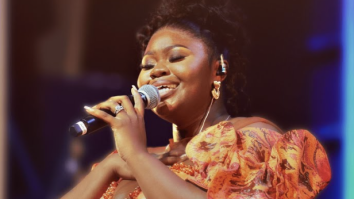 Sneziey – Kuzohlatshelelwa