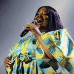 Nozipho Phiri – Wangethula (Live)