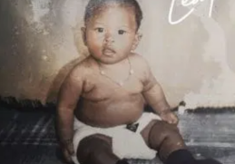 Alex Avenues – Voices in my head