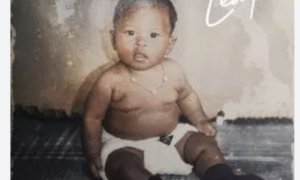 Alex Avenues – Voices in my head