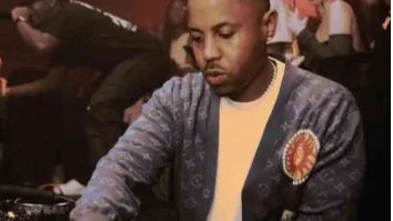 Felo Le Tee – Flying Fish Amapiano Mix