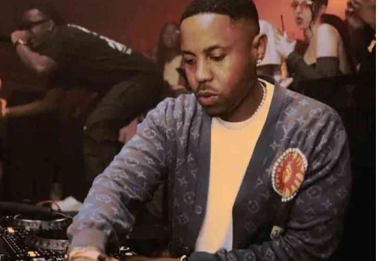 Felo Le Tee – Flying Fish Amapiano Mix