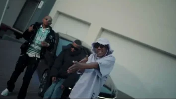 2woshort, AI Xapo, Soul Barbie & LeeMcKrazy – Touch Your Toes