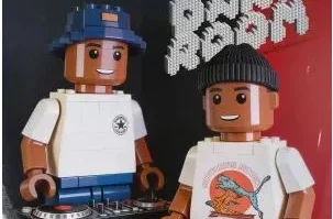 The Deep House Surgeons – Dark Room