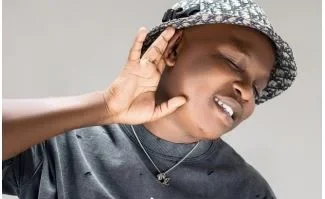 Dlala Thukzin – Whistle