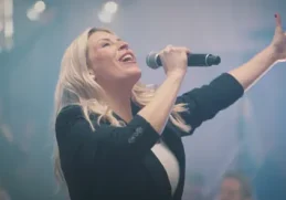 Tommee Profitt x Jenn Johnson - When I Survey