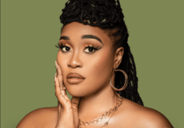 Lady Zamar – First Class
