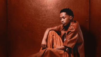 ShaunMusiQ, CowBoii, Thatohatsi & Tracy – Umhaba Wonke